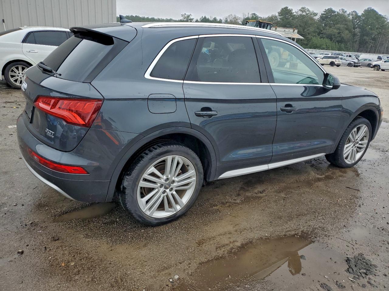 Audi Q5 Premium Plus Image 9