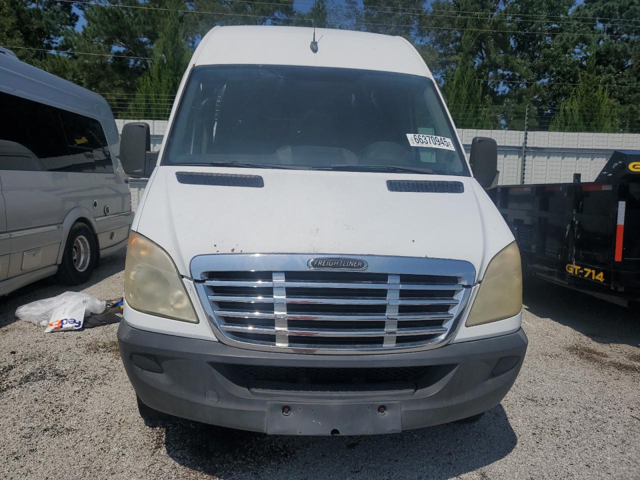 Dodge Sprinter 2500 Image 14