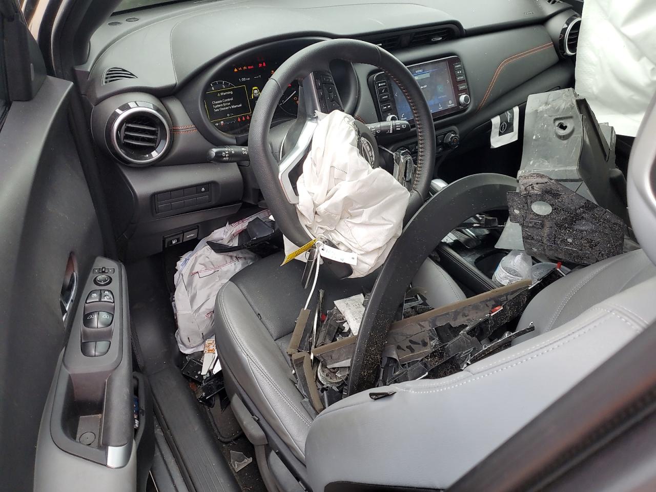 Nissan Kicks Sr Image 7