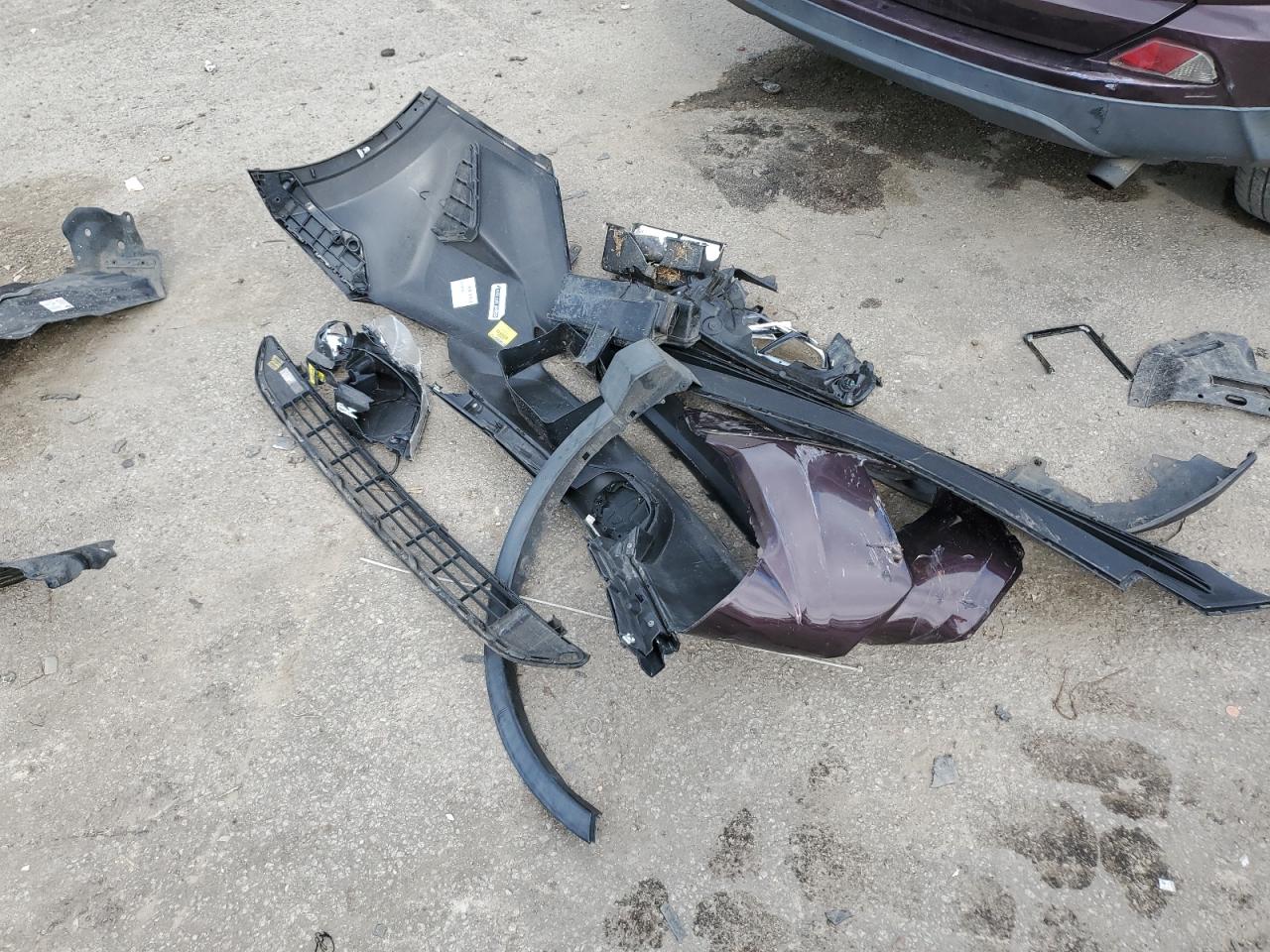 Toyota RAV4 Le Image 14