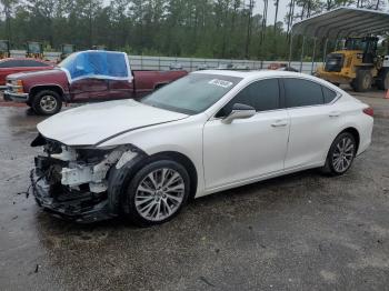  Salvage Lexus Es