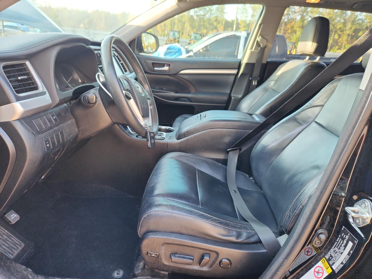 Toyota Highlander Xle Image 9