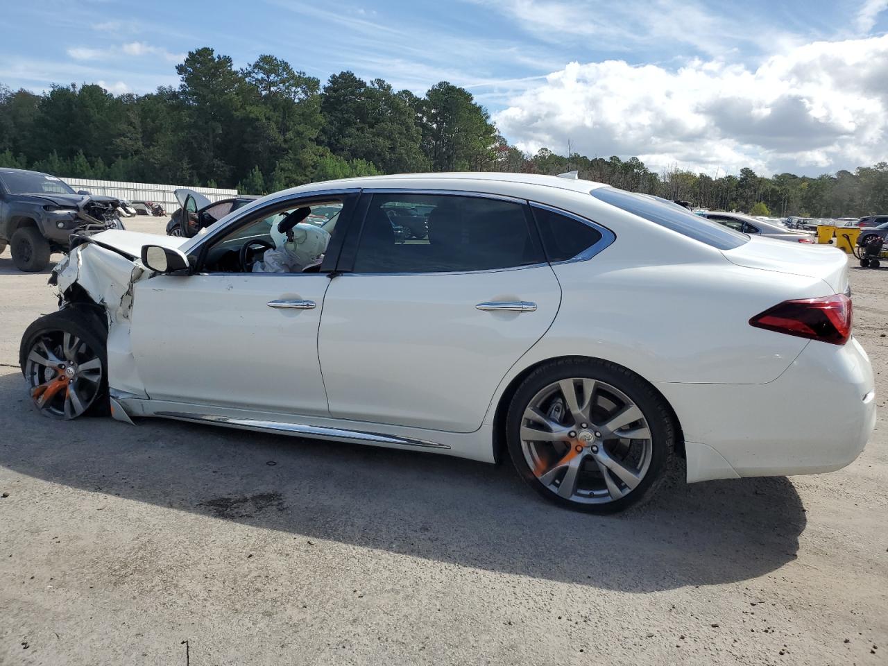 INFINITI Q70 3.7 Luxe Image 7