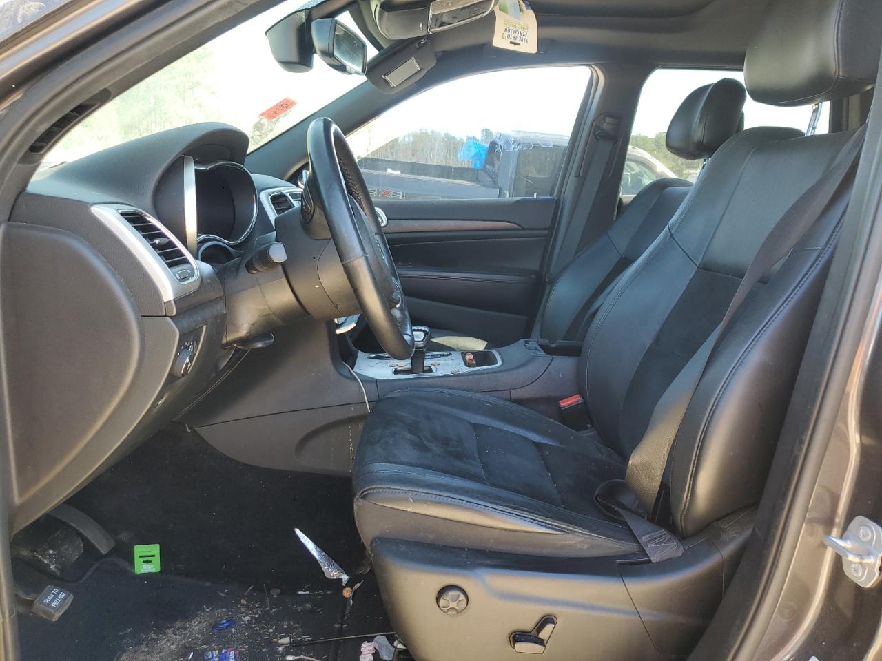 Jeep Grand Cherokee Laredo Image 6