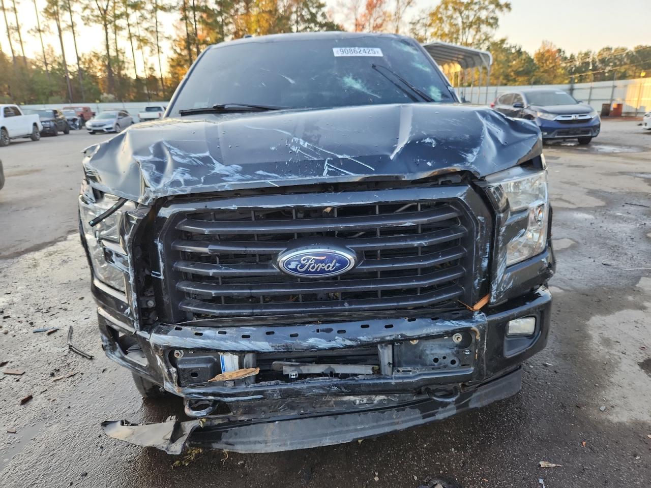 Ford F-150 Supercrew Image 8