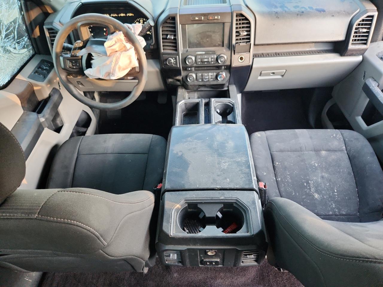 Ford F-150 Supercrew Image 4