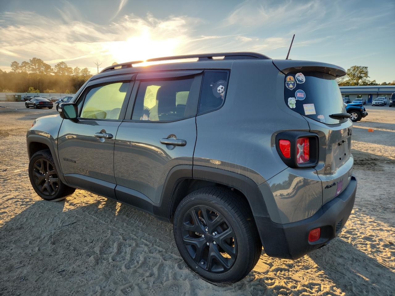 Jeep Renegade Altitude Image 12