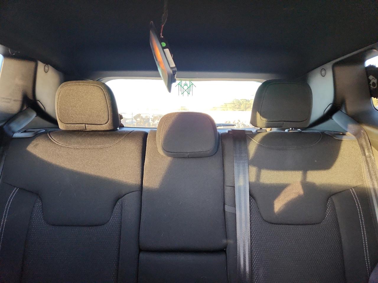 Jeep Renegade Altitude Image 7