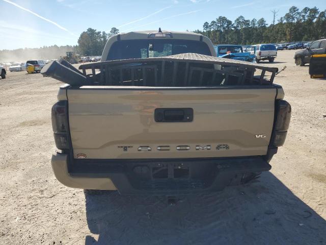 Toyota Tacoma Double Cab Image 8