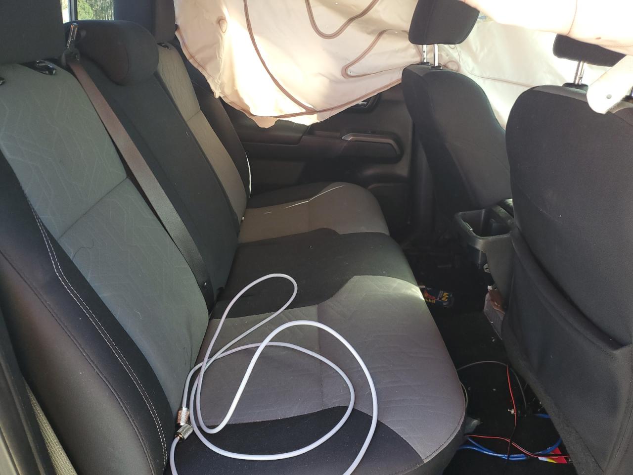 Toyota Tacoma Double Cab Image 12