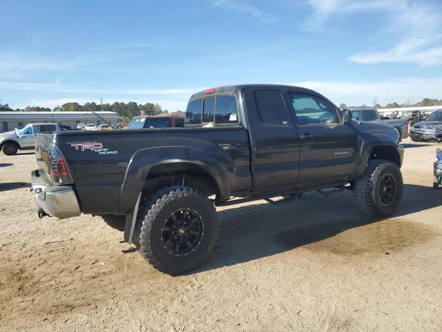 Toyota Tacoma Prerunner Access Cab Image 3