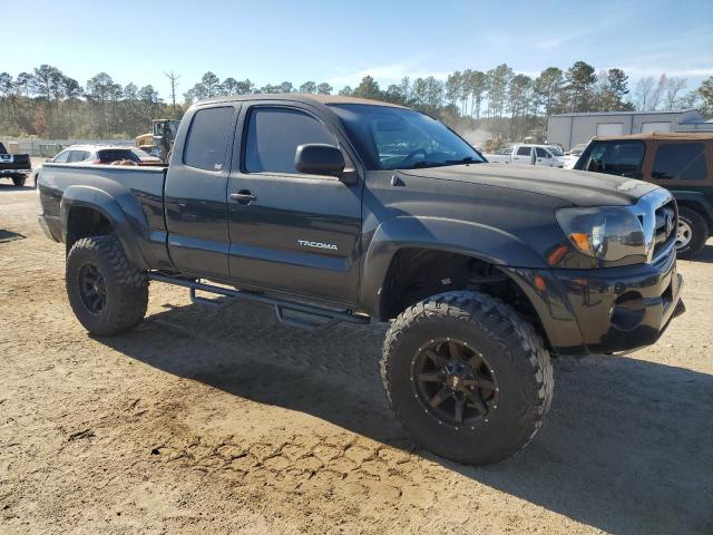 Toyota Tacoma Prerunner Access Cab Image 12