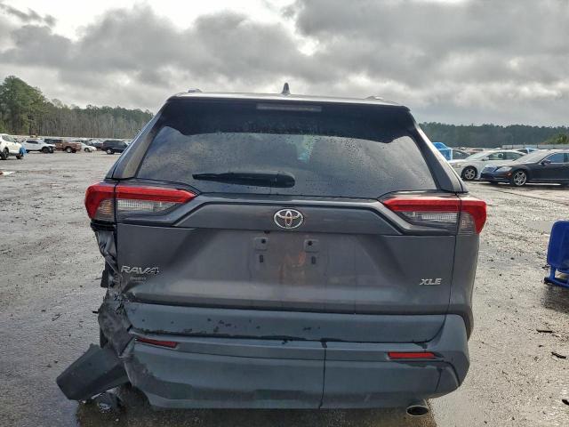 Toyota RAV4 Xle Image 7