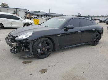  Salvage Porsche Panamera