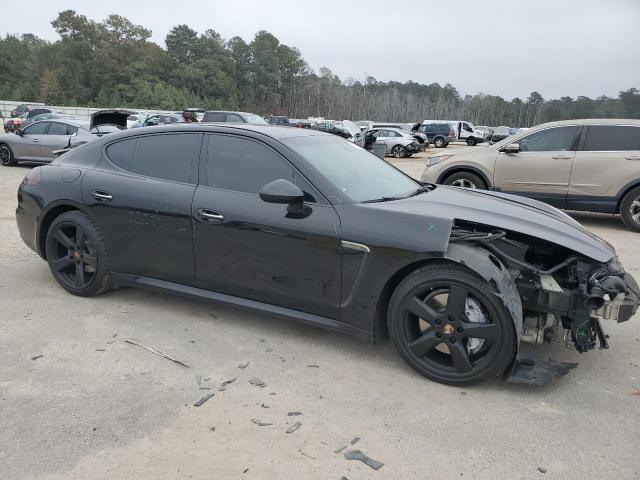 Porsche Panamera 2 Image 8
