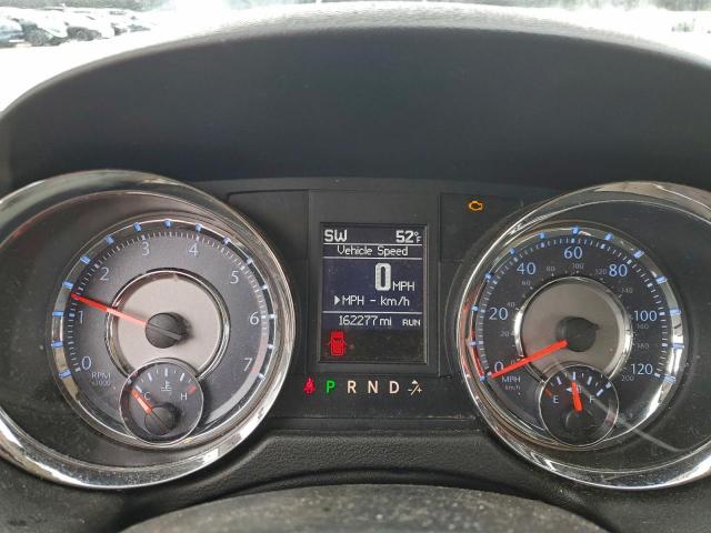 Chrysler Minivan Touring Image 4