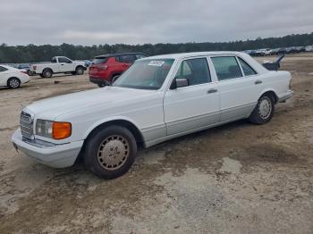  Salvage Mercedes-Benz 560-Class