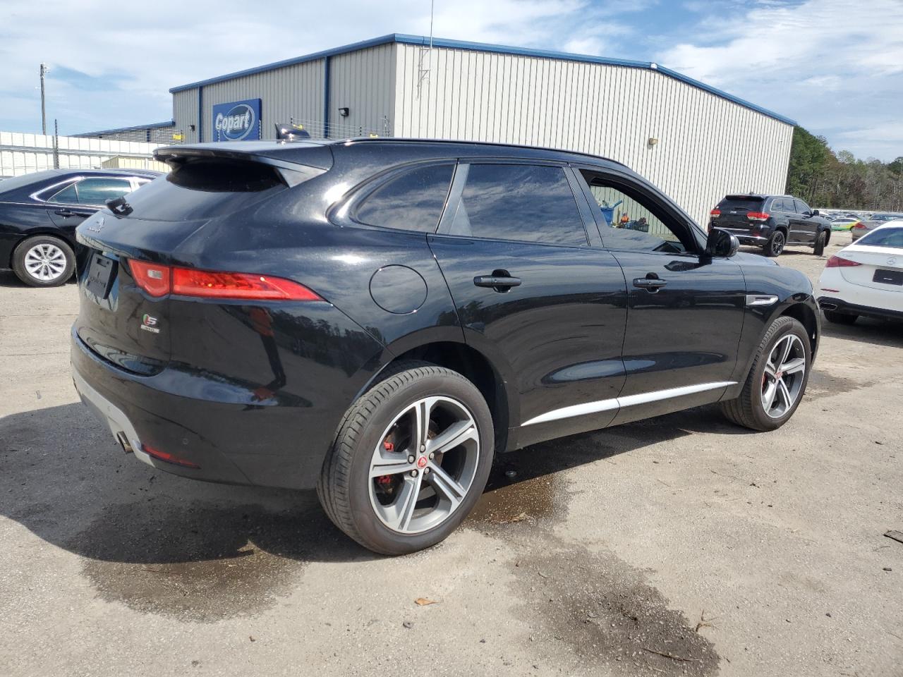 Jaguar F-PACE S Image 8