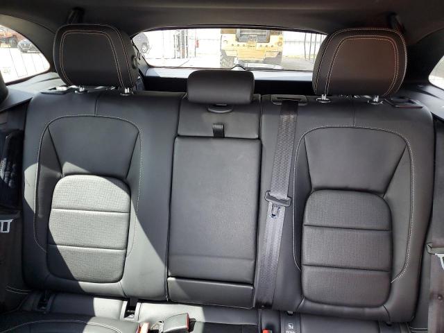 Jaguar F-PACE S Image 11