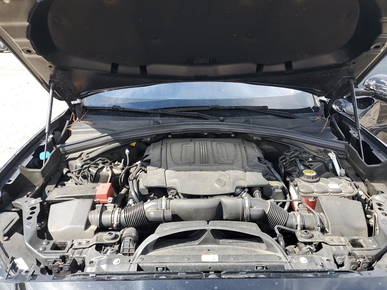 Jaguar F-PACE S Image 6