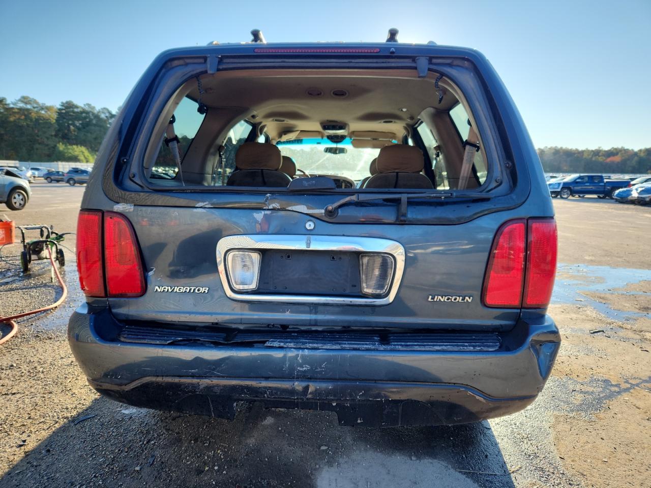 Lincoln Navigator Image 4