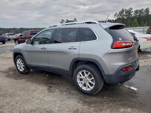 Jeep Grand Cherokee Latitude Image 2