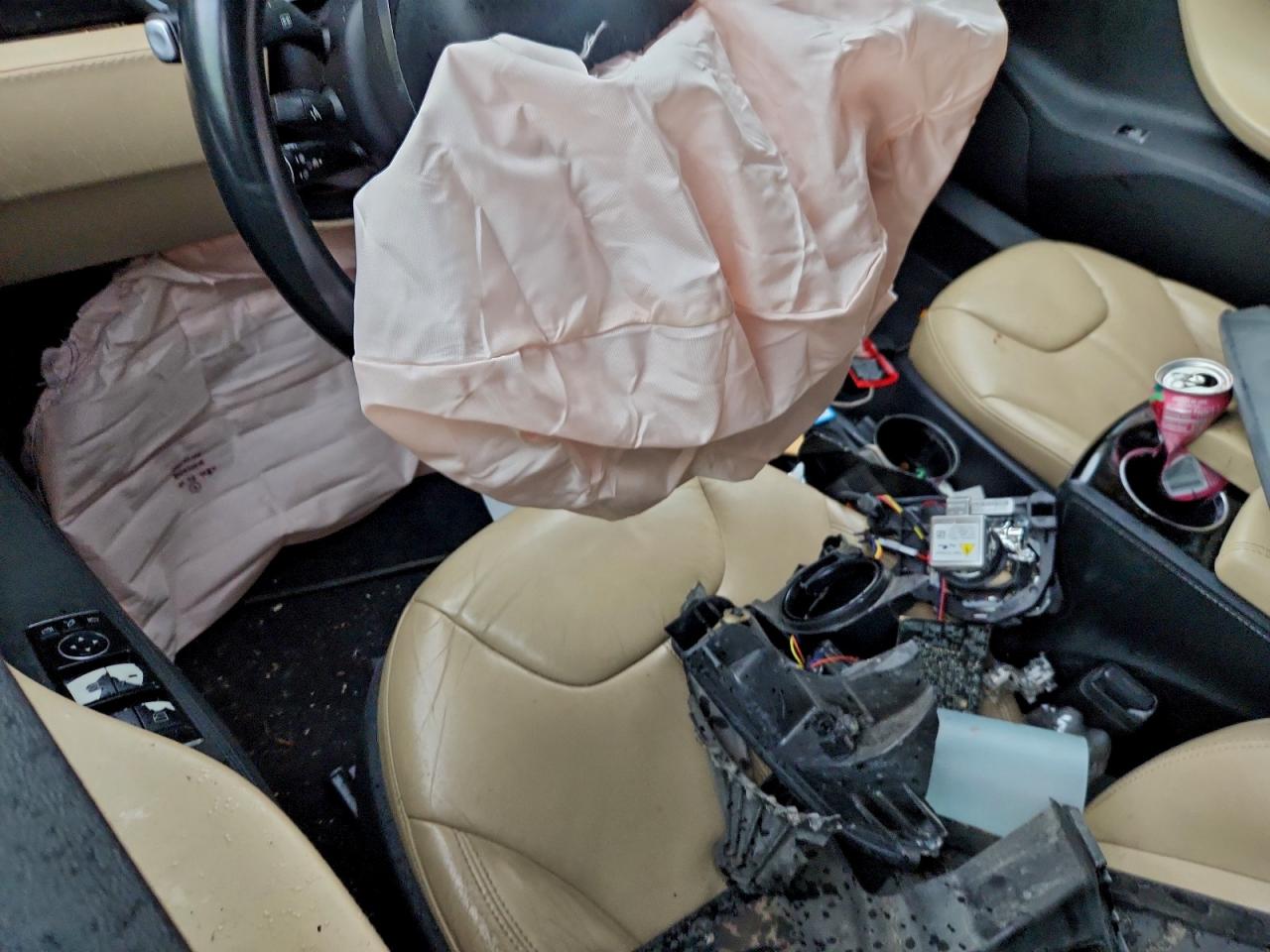 Tesla Model S Image 9