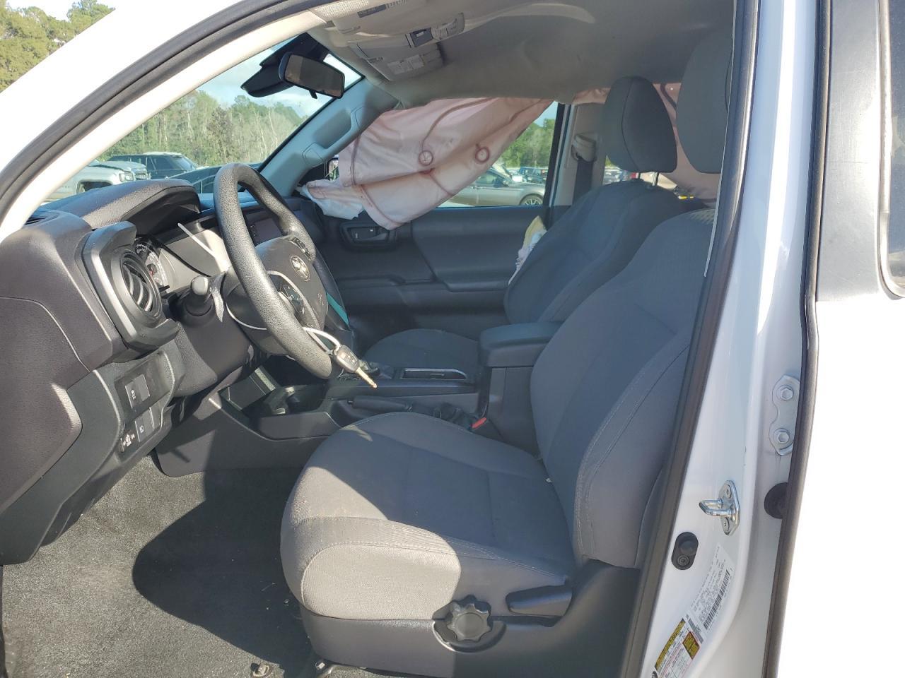 Toyota Tacoma Double Cab Image 11