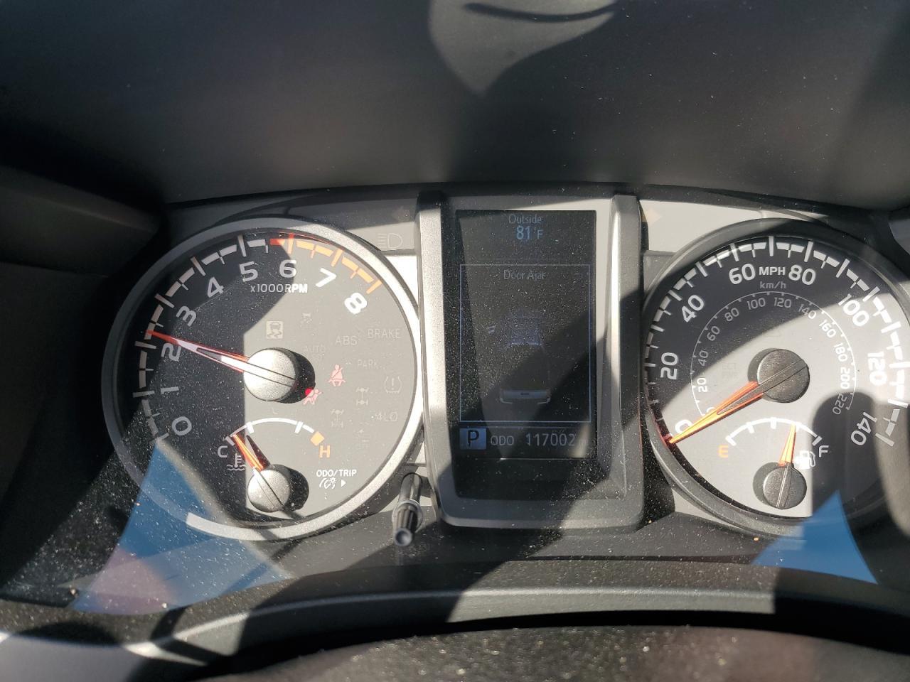 Toyota Tacoma Double Cab Image 5