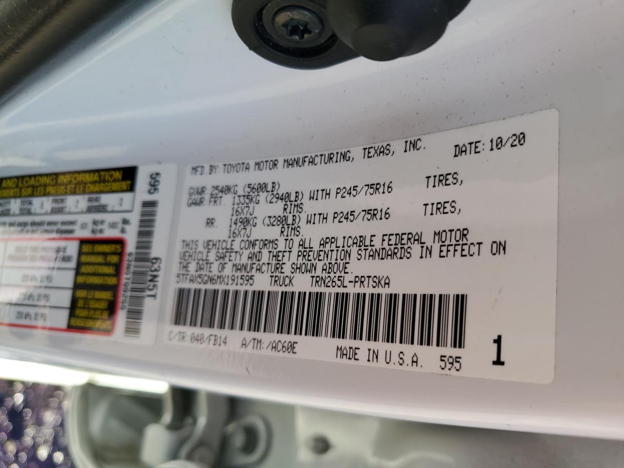 Toyota Tacoma Double Cab Image 7