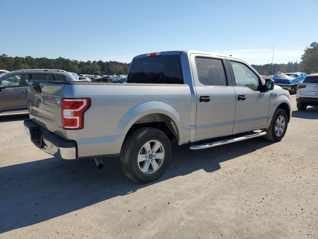Ford F-150 Supercrew Image 10