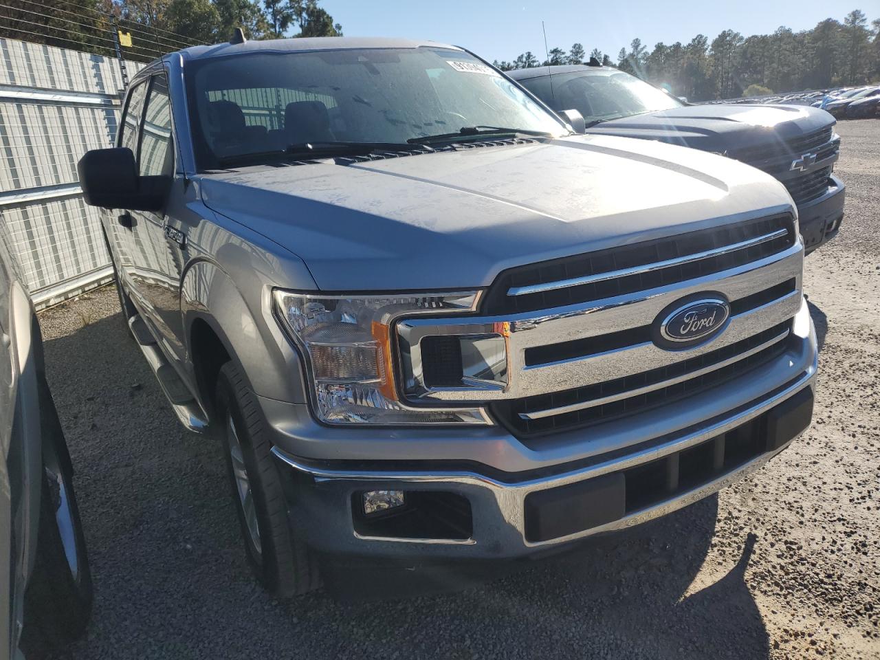 Ford F-150 Supercrew Image 9