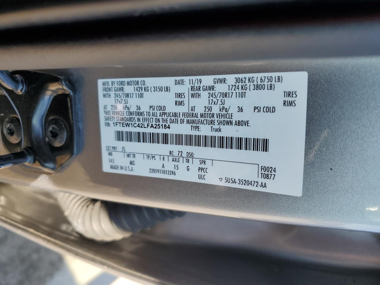 Ford F-150 Supercrew Image 2