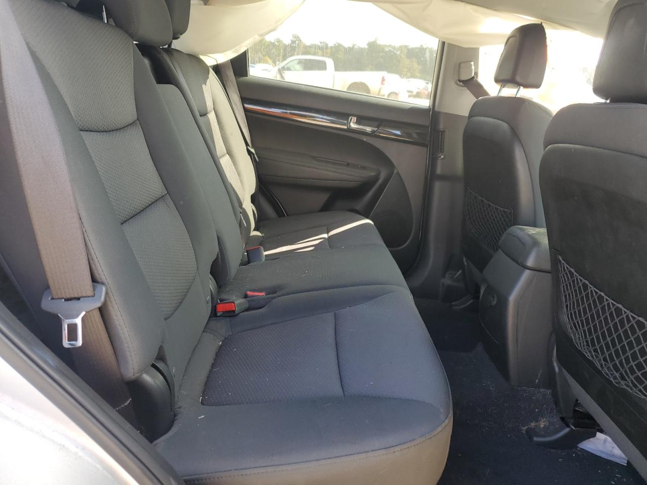 Kia Sorento Lx Image 8