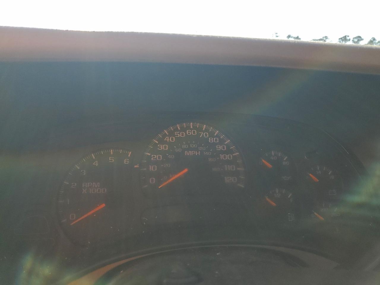 Chevrolet Silverado C1500 Image 8