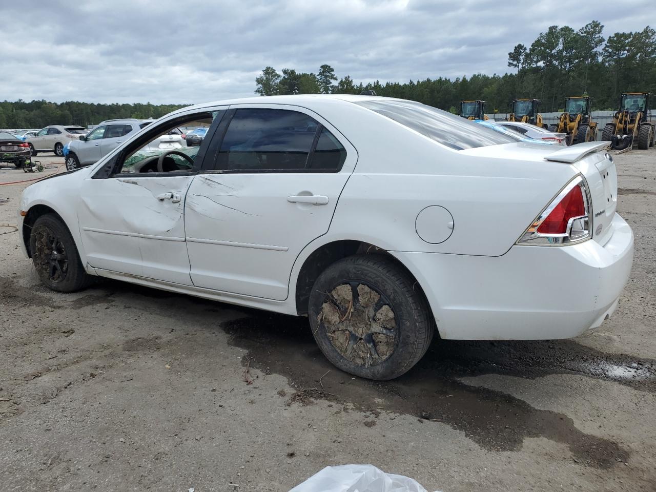 Ford Fusion Se Image 6