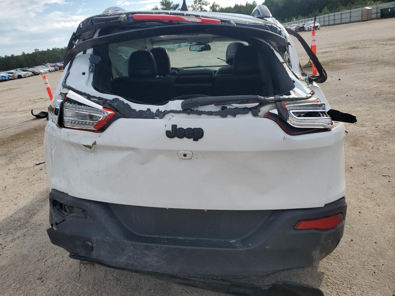 Jeep Grand Cherokee Limited Image 6