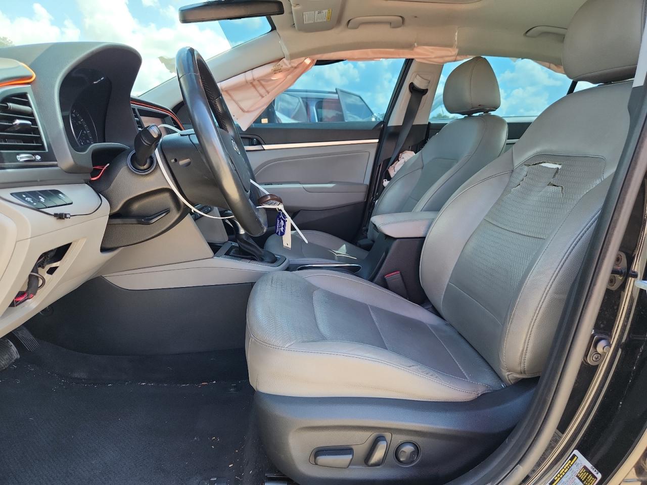 Hyundai ELANTRA Se Image 4