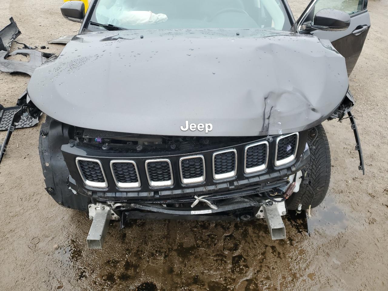 Jeep Compass Limited Image 13