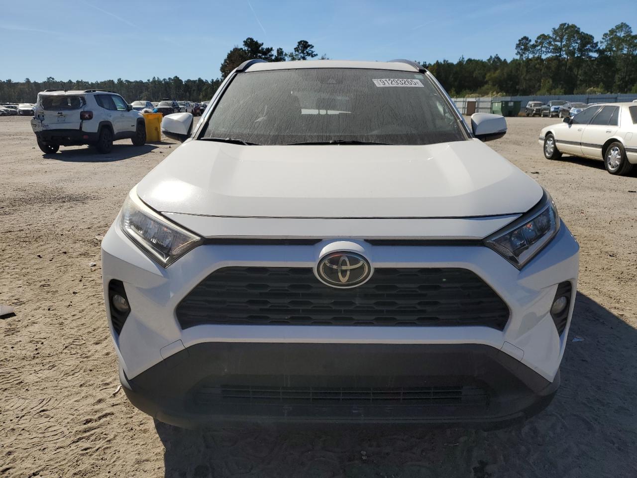 Toyota RAV4 Xle Image 12