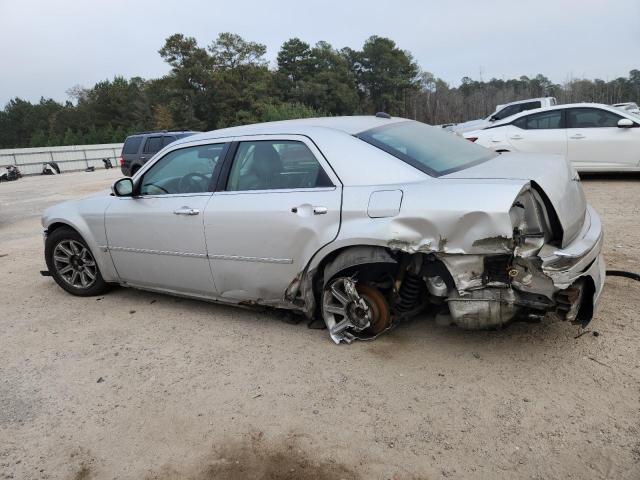 Chrysler 300 Image 8