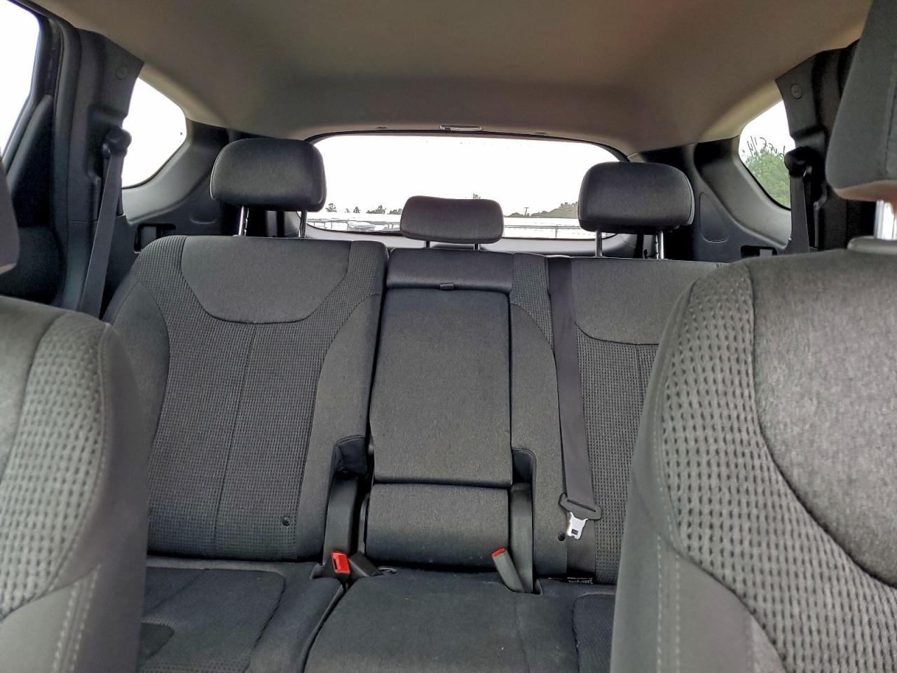 Hyundai SANTA FE Sel Image 8