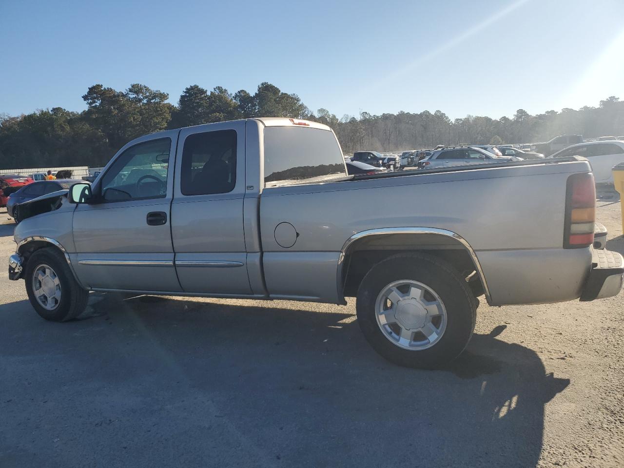 GMC Sierra C1500 Classic Image 3