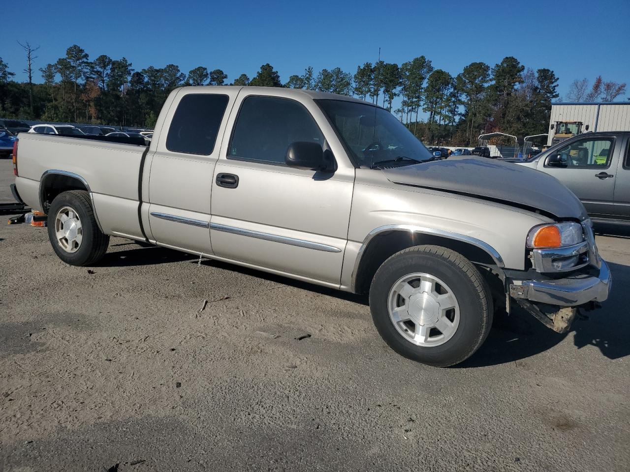 GMC Sierra C1500 Classic Image 4