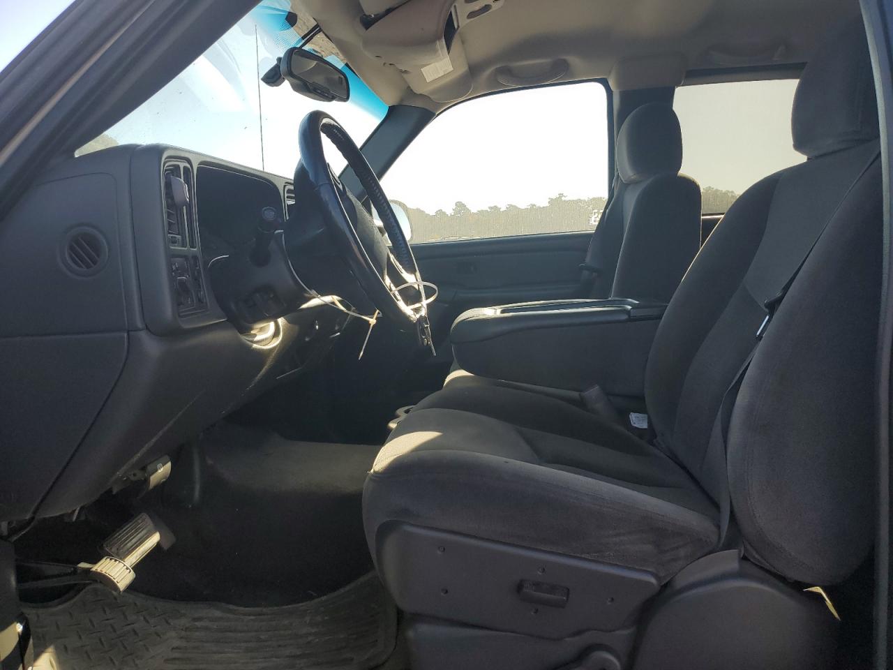 GMC Sierra C1500 Classic Image 5