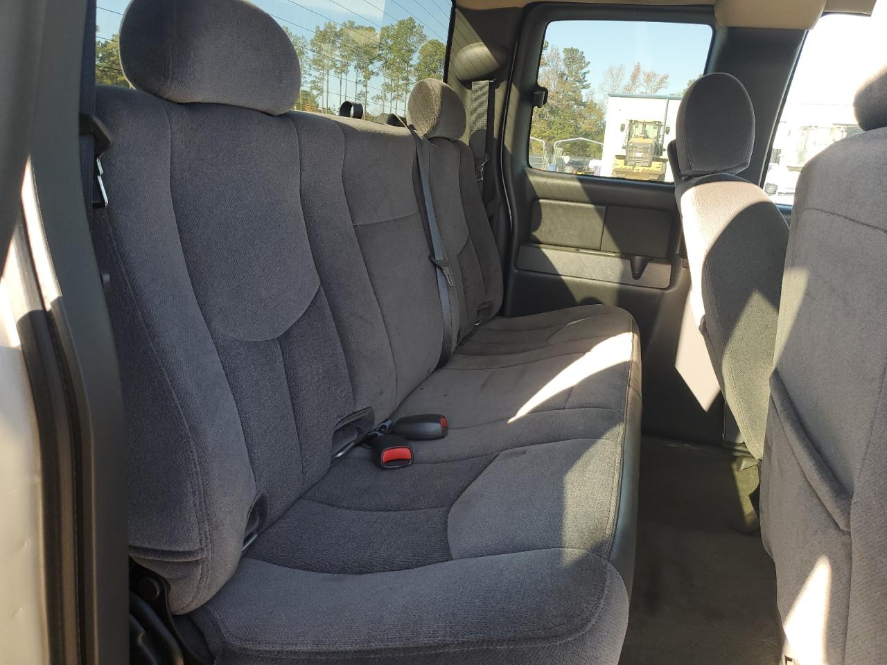 GMC Sierra C1500 Classic Image 12