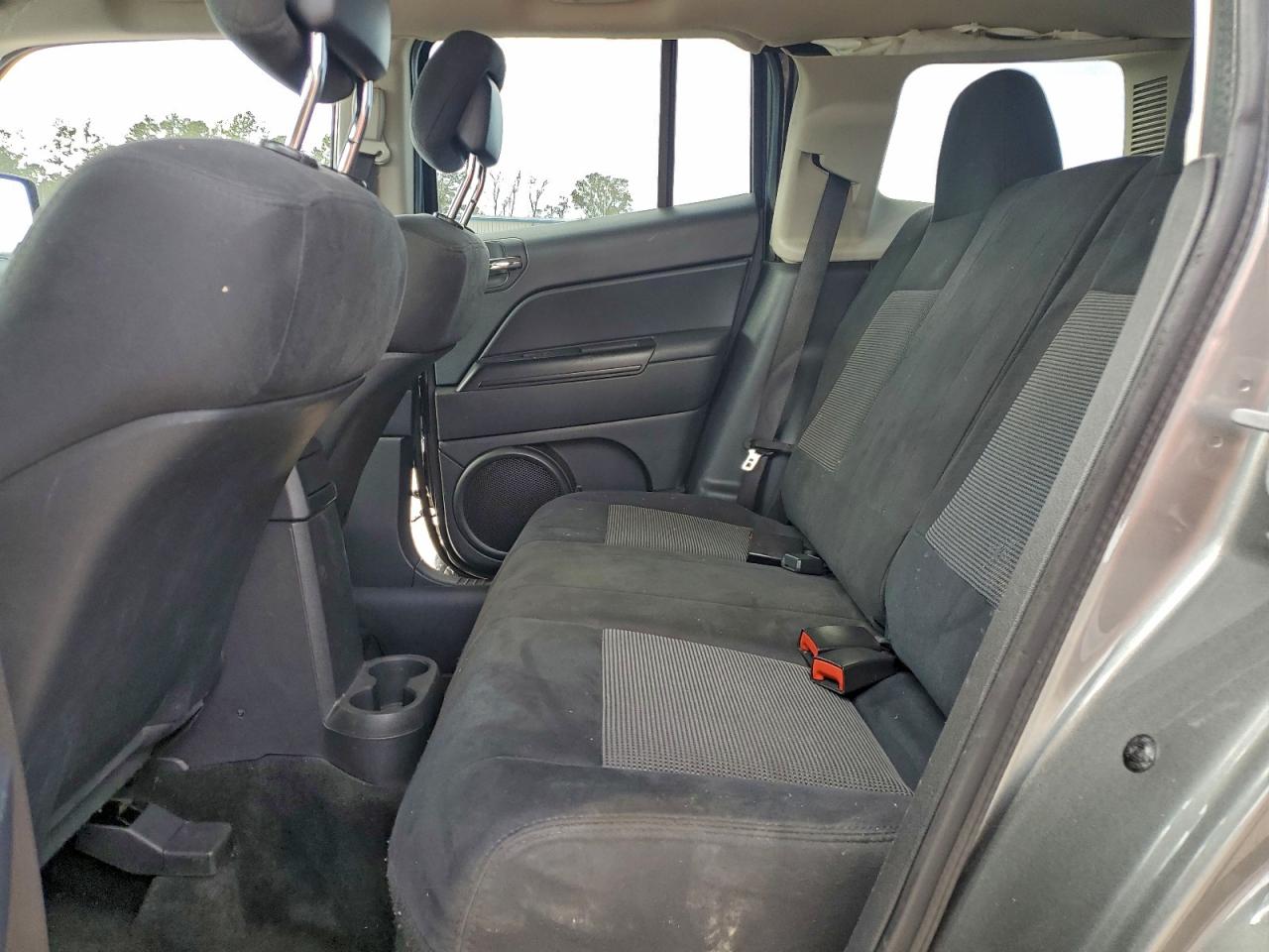 Jeep Patriot Latitude Image 13