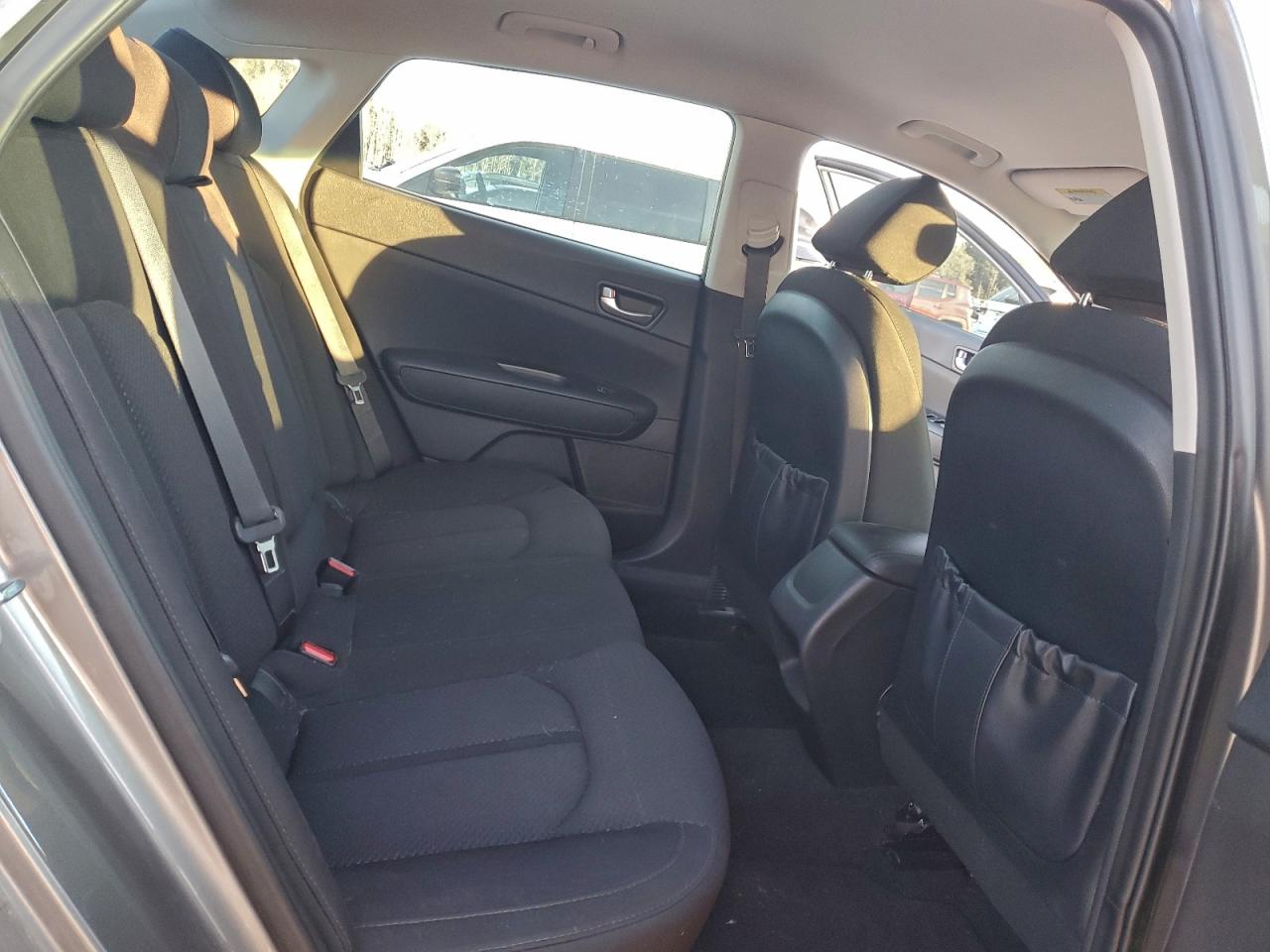 Kia Optima Lx Image 11