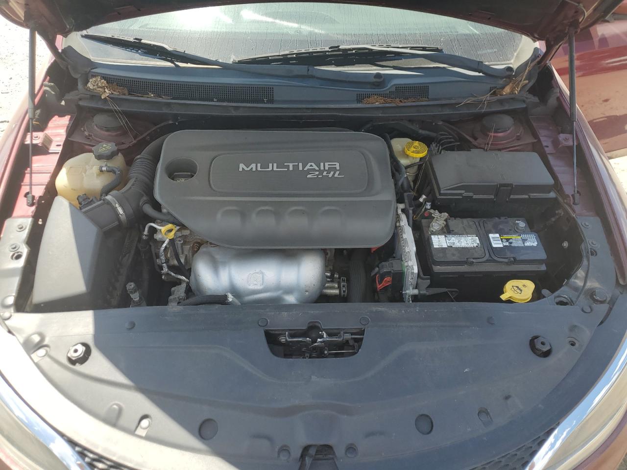 Chrysler 200 Limited Image 9