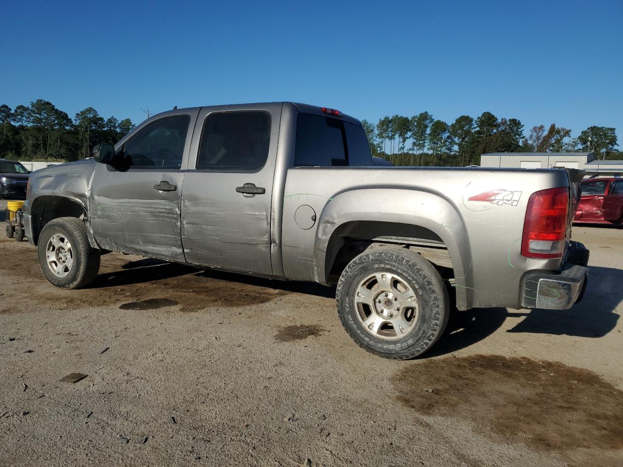 GMC Sierra K1500 Sle Image 2